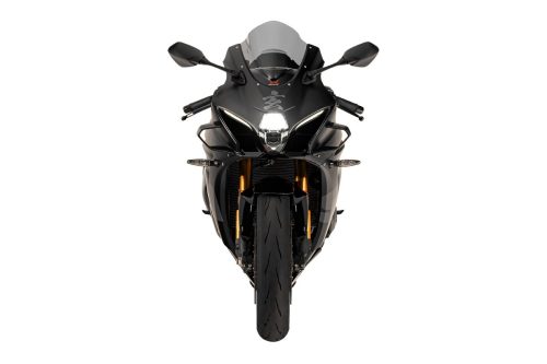 Suzuki GSX-R1000R Stealth – Frontansicht im Studio vor weißem Hintergrund mit LED-Scheinwerfer