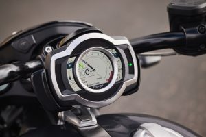 Triumph Rocket 3 R 2024 – Studioaufnahme