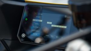 Yamaha XSR900 GP 2027 – TFT-Display mit Fahrmodus-Auswahl Sport, Street, Rain und Custom